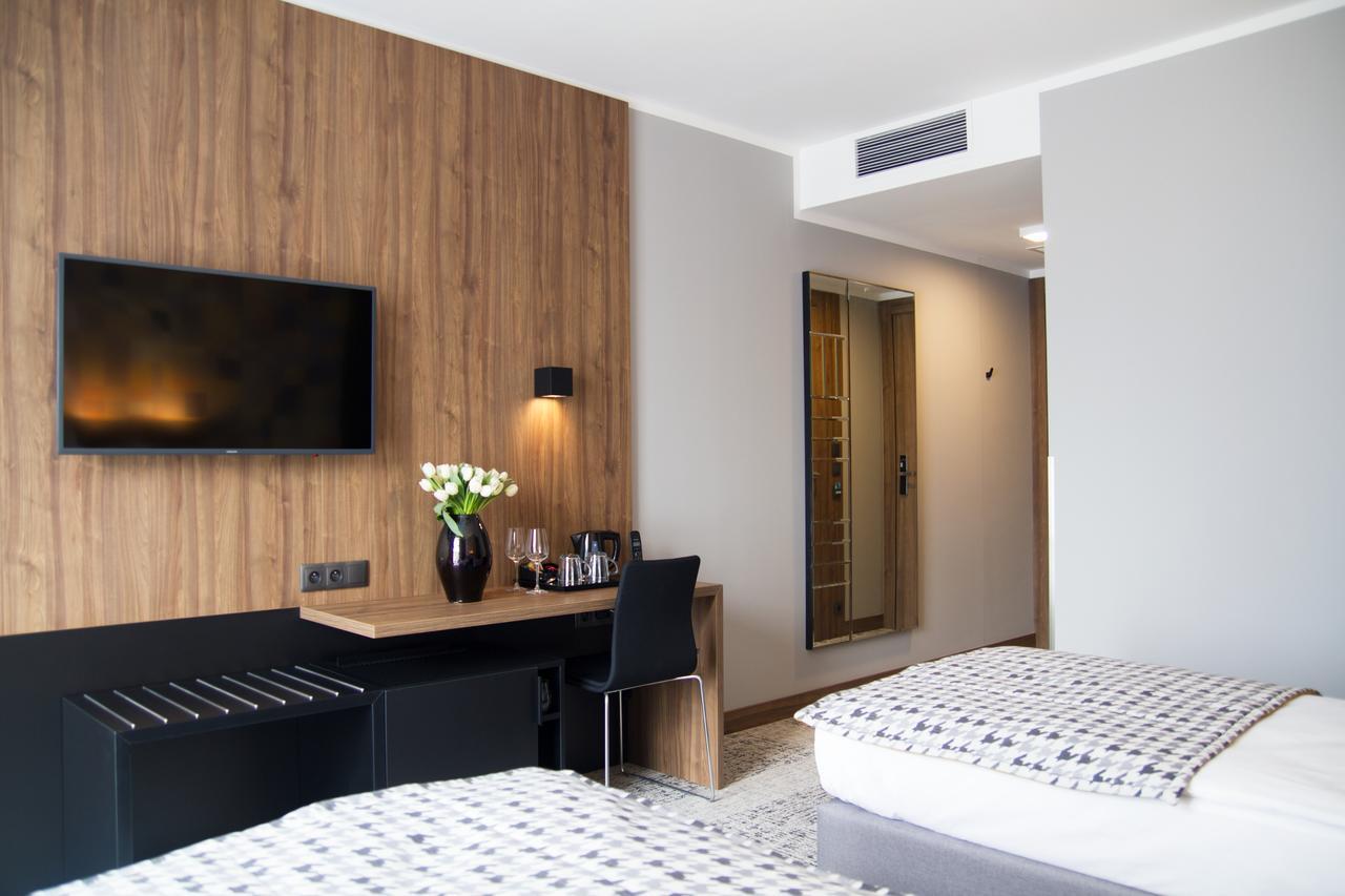 Ibb Hotel Гданьск Экстерьер фото